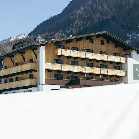 Naturhotel Falknerhof 4*
