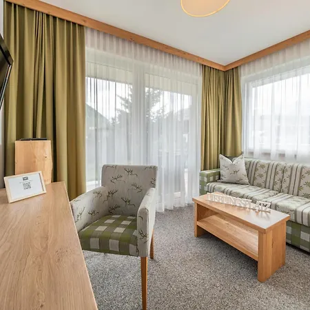 Falknerhof Hotell 4*