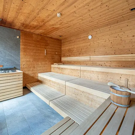Naturhotel Falknerhof Hotel 4*