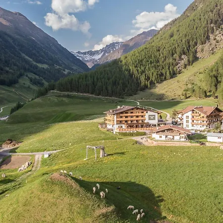 Naturhotel Falknerhof Hotel