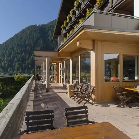 Naturhotel Falknerhof 4* נידרטאי