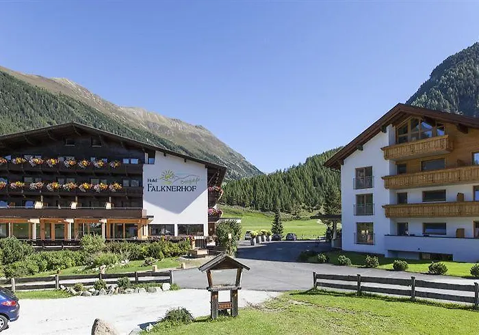 Falknerhof فندق نيديرثاي