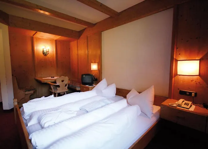 Falknerhof فندق 4*