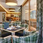 Falknerhof 4*