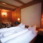 Falknerhof Hotel 4*
