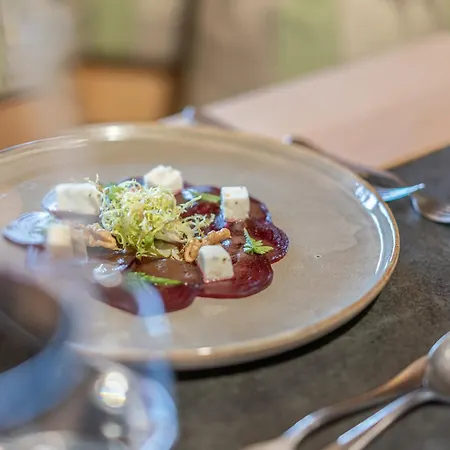 Naturhotel Falknerhof 4*