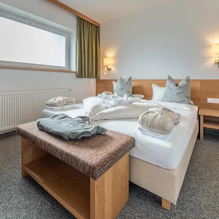 Hotel Falknerhof Niederthai