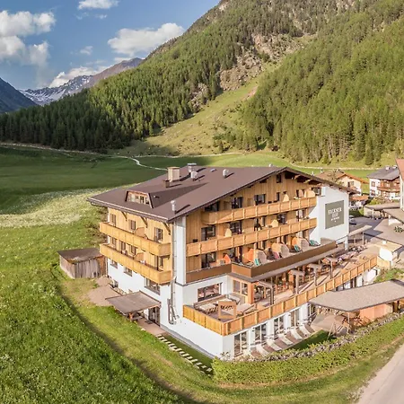 Naturhotel Falknerhof Hotel