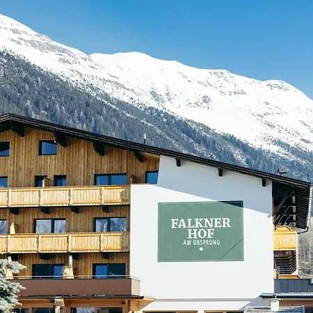 Naturhotel Falknerhof Hotel