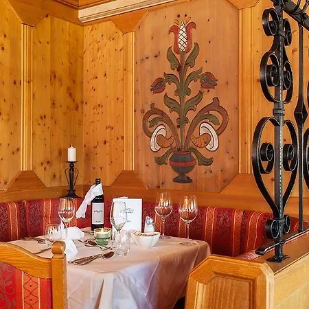 Falknerhof 4*